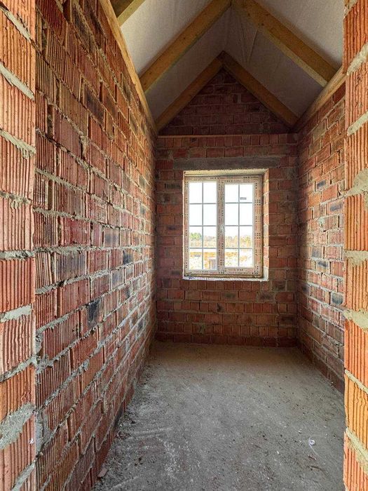 Продаж окремостоячого будинку біля лісу у с. Бірки