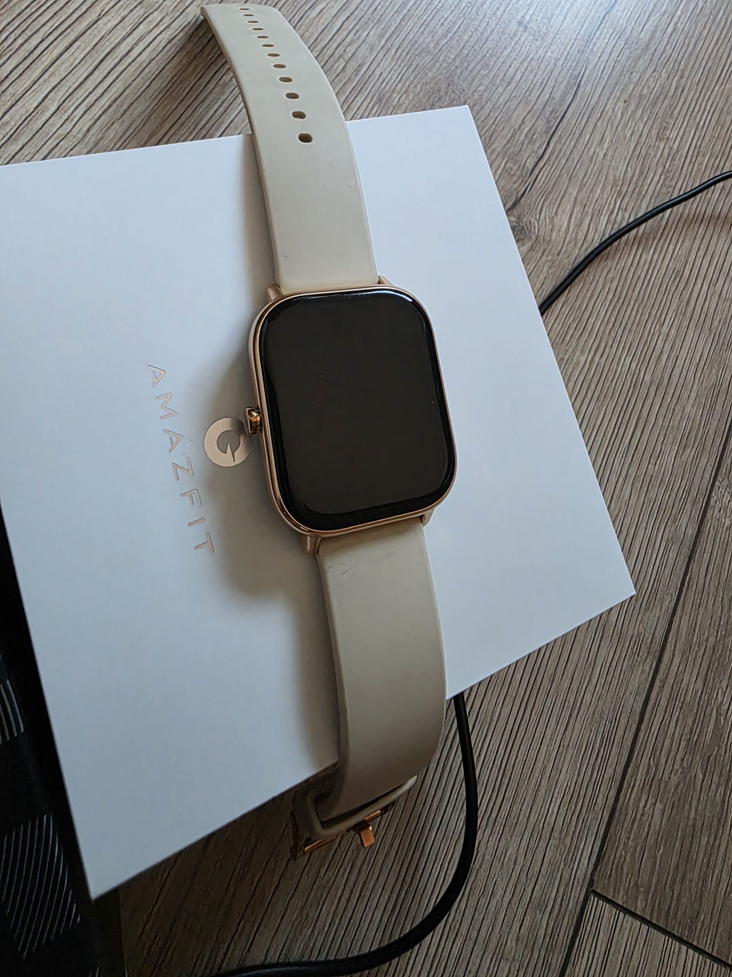 Smartwatch amazfit gts złoty (gps, wysokościomierz itp)