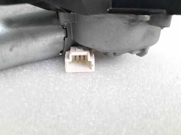 Motor limpa vidros trás RENAULT Clio III (BR0/1, CR0/1)