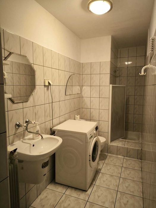 bezpośrednio wynajmę pokoje w Centrum Janki k/Warszawy
