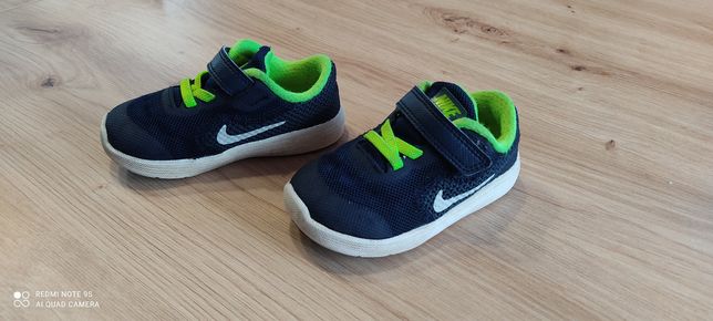 Buciki Nike rozmiar 22