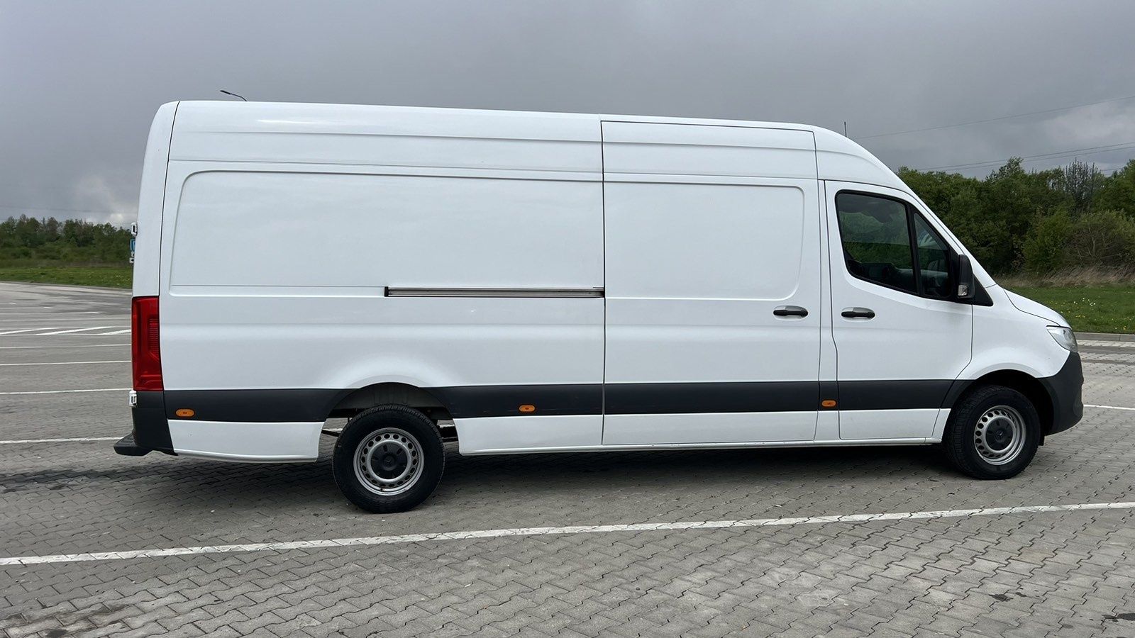 Mercedes-Benz Sprinter 317