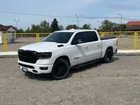 RAM 1500 Pierwszy właściciel kupiony w salonie