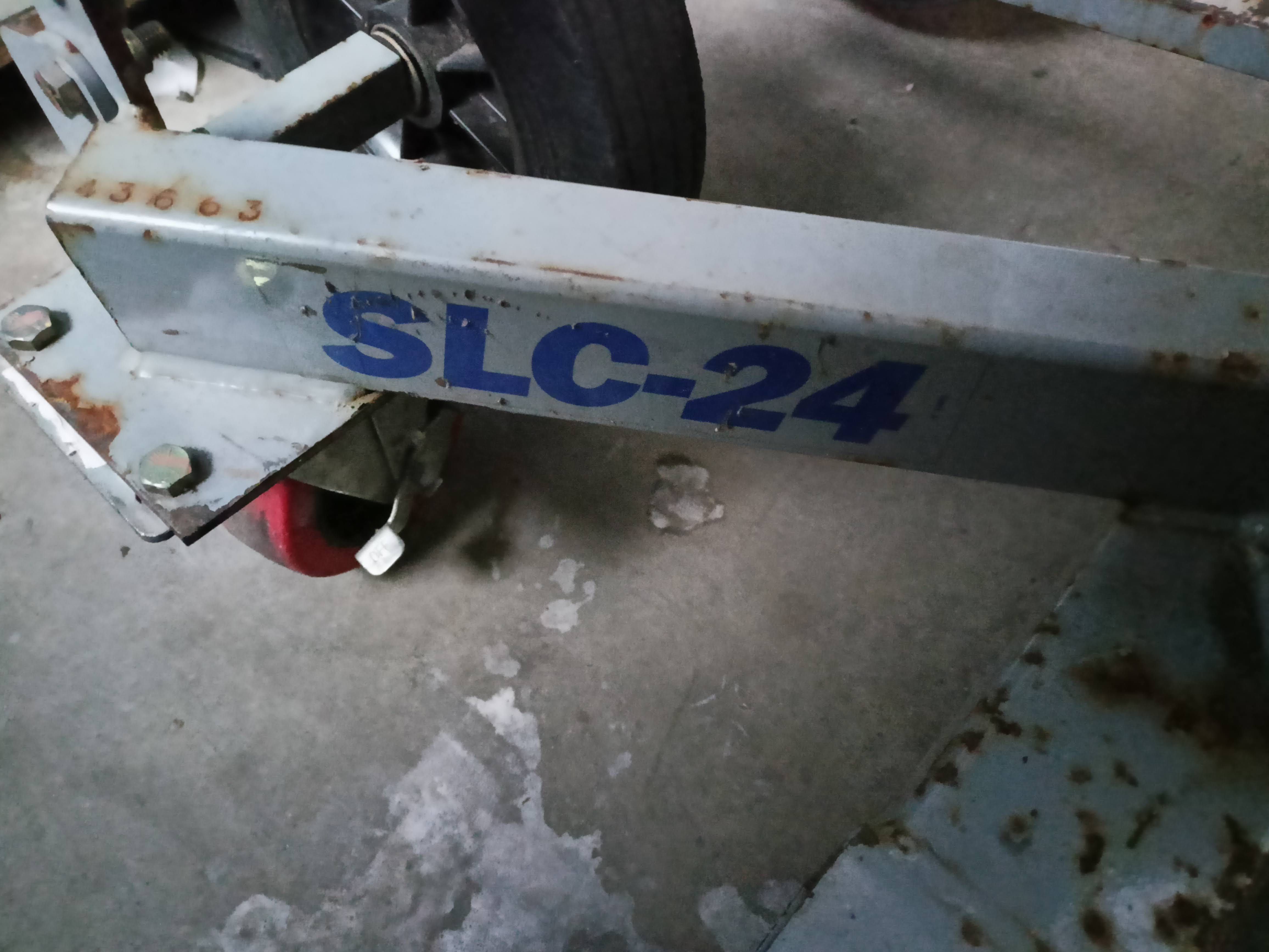 Podnośnik Genie SLC-24 superlift contractor winda