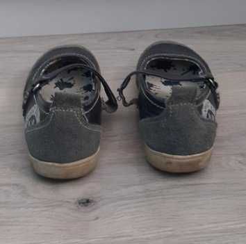 Buty dla dziewczynki wsuwane wyjściowe granatowe 26