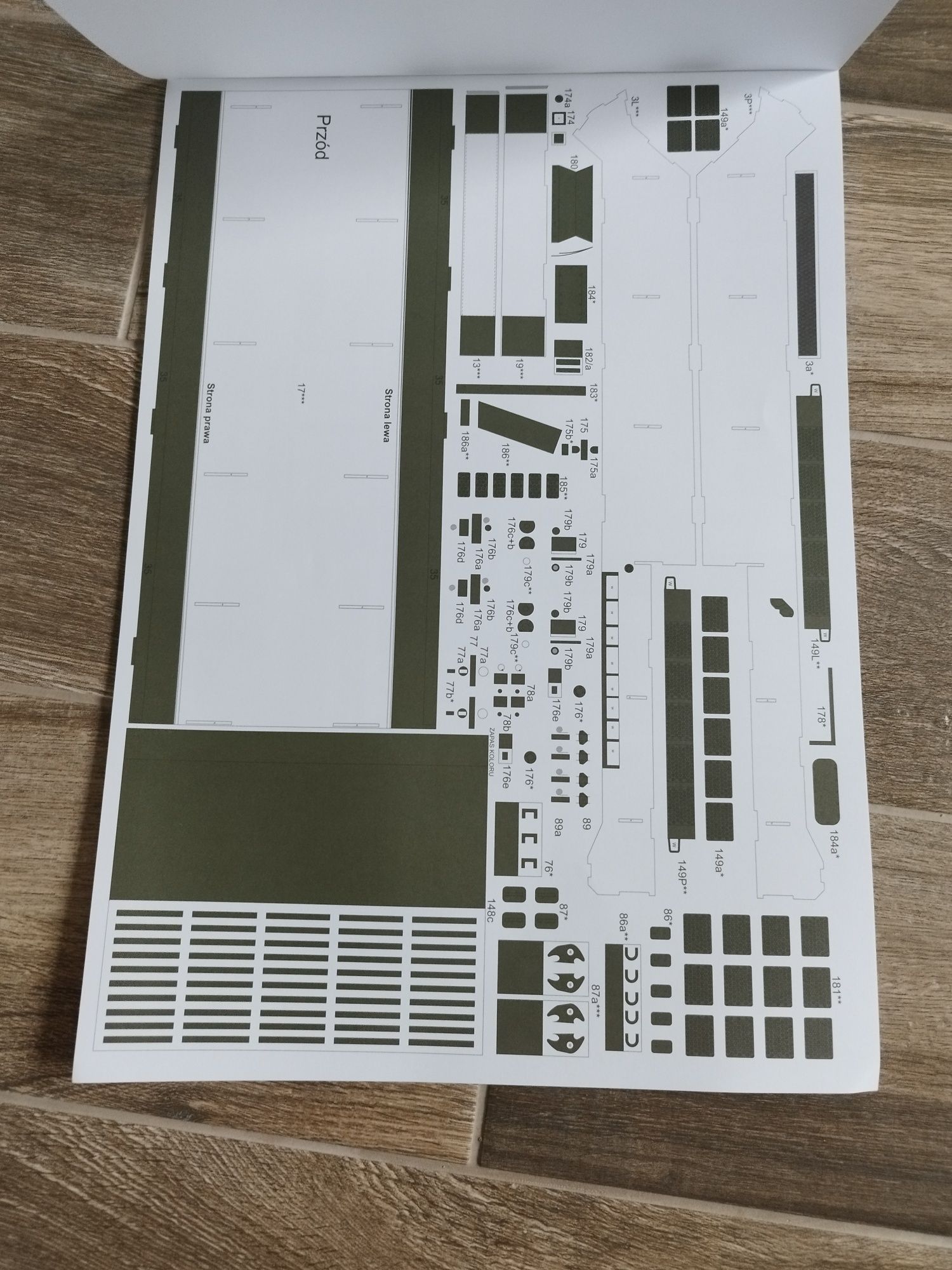 Model kartonowy 9K330 TOR-M2/SA-15