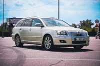 Toyota Avensis 2,4