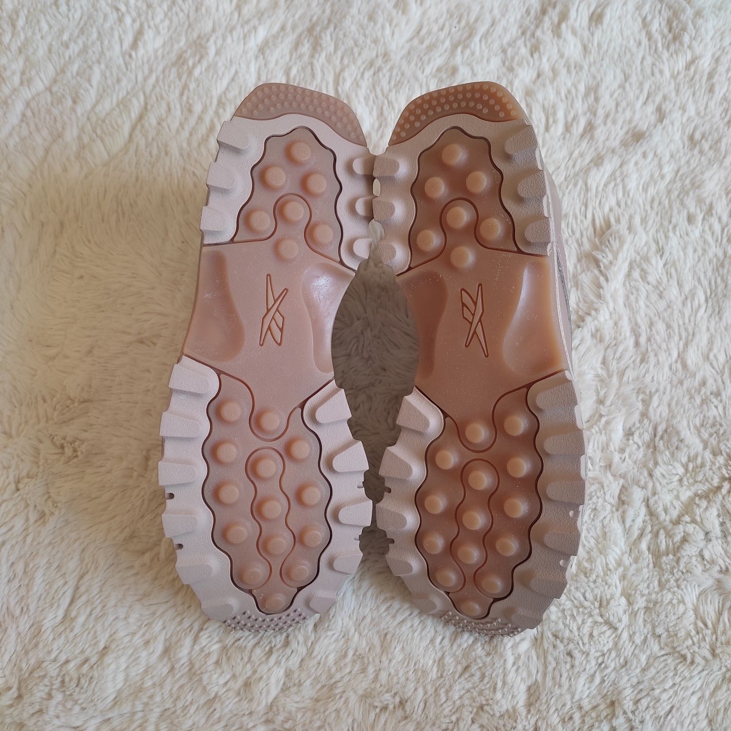 Reebok Cardi B Classic Leather
