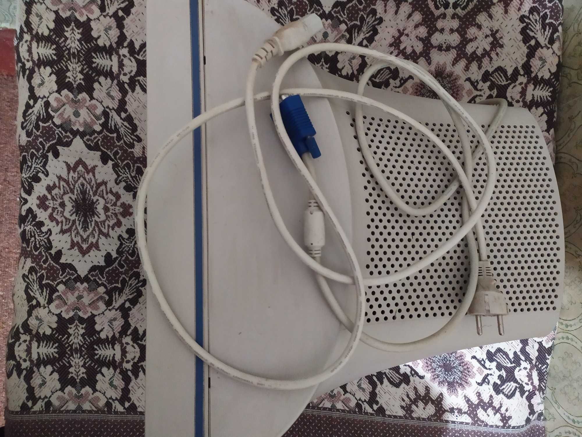 Продам монітор Samsung 755DF