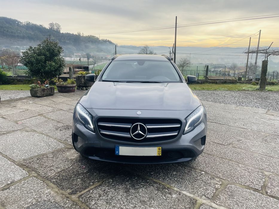 Mercedes Benz GLA 180