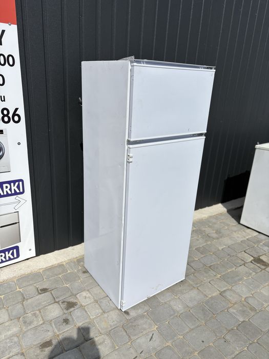 Lodówka z zamrażarką niemiecka.143 cm.Sprawna 100%.Gwarancja.Transport