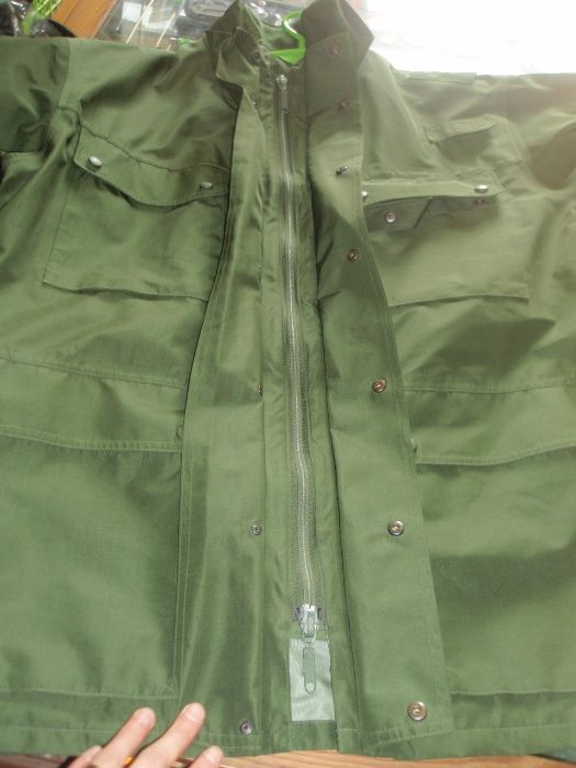 Goretex Policji Niemieckiej r.26 / L na wzrost 165-175 /myślistwo