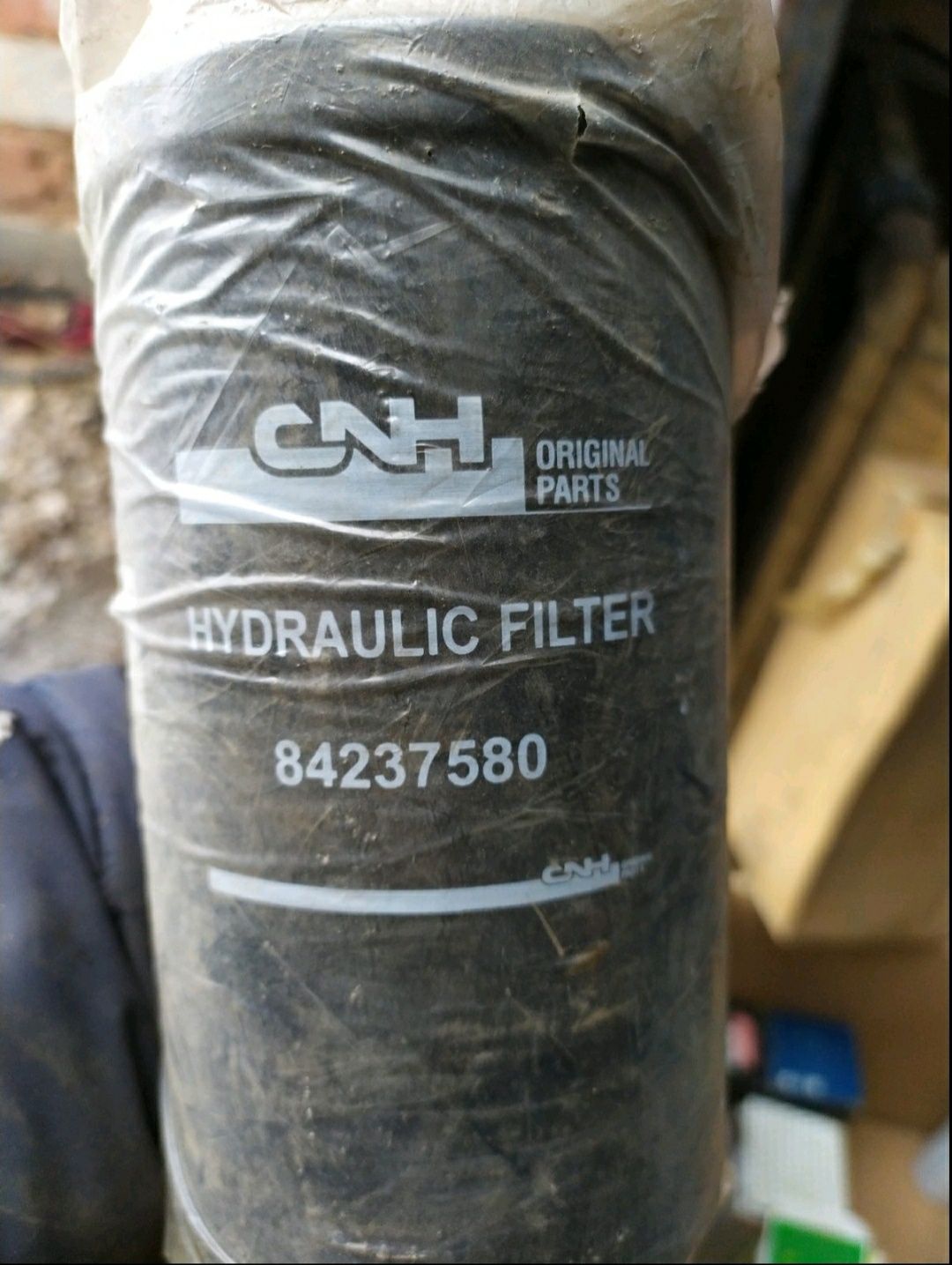 Фільтр гідравлічний CNH 84237580 оригінал на екскаватор Case