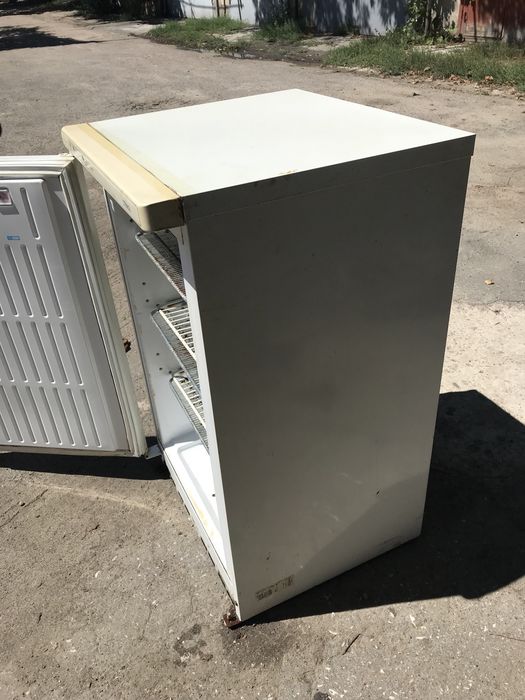 Продам морозильную камеру