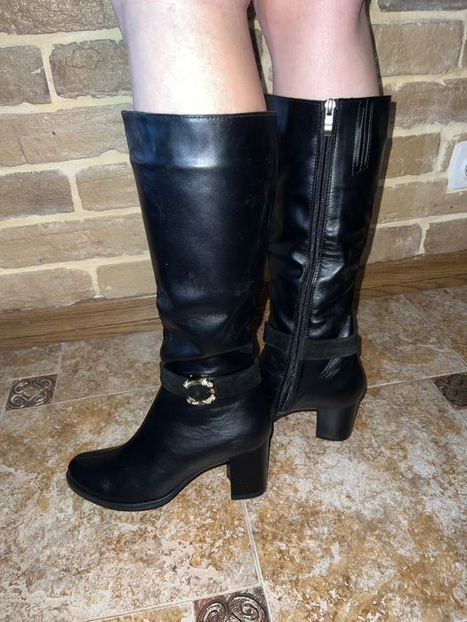 Шкіряне жіноче взуття