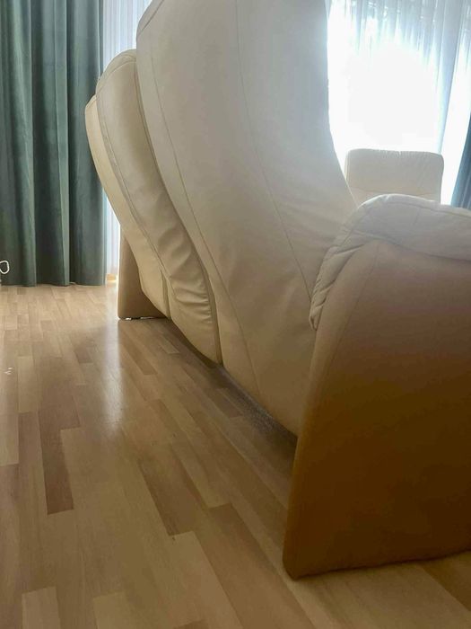 Komplet wypoczynkowy 3+1+1  skorzany z funkcja relaks