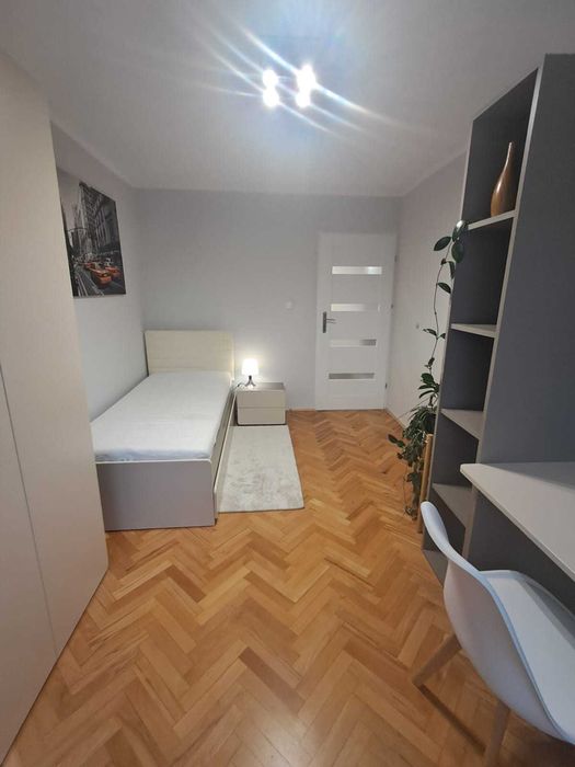 Oława -Rynek mieszkanie na wynajem 2 pok.2piętro 49,4m2 plus balkon