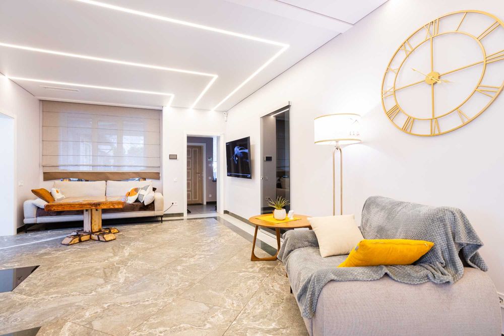 Продажа комплекса: два энергоэффективных дома 280 м² + 120 м² Осокорки