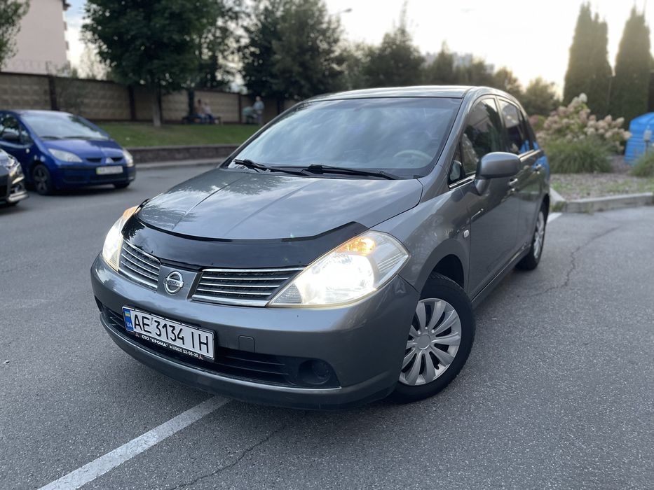 Nissan Tiida 1.6г/б Автомат