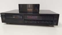 Odtwarzacz CD  SONY CDP-690 + pilot