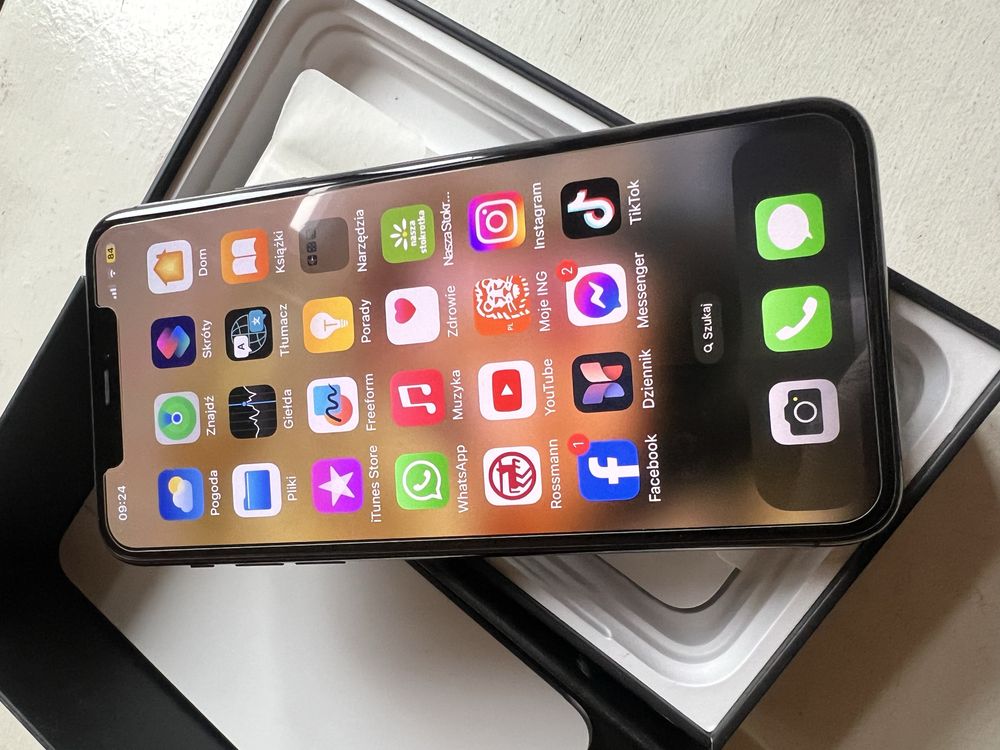 iPhone 11pro max 64Gb space gray