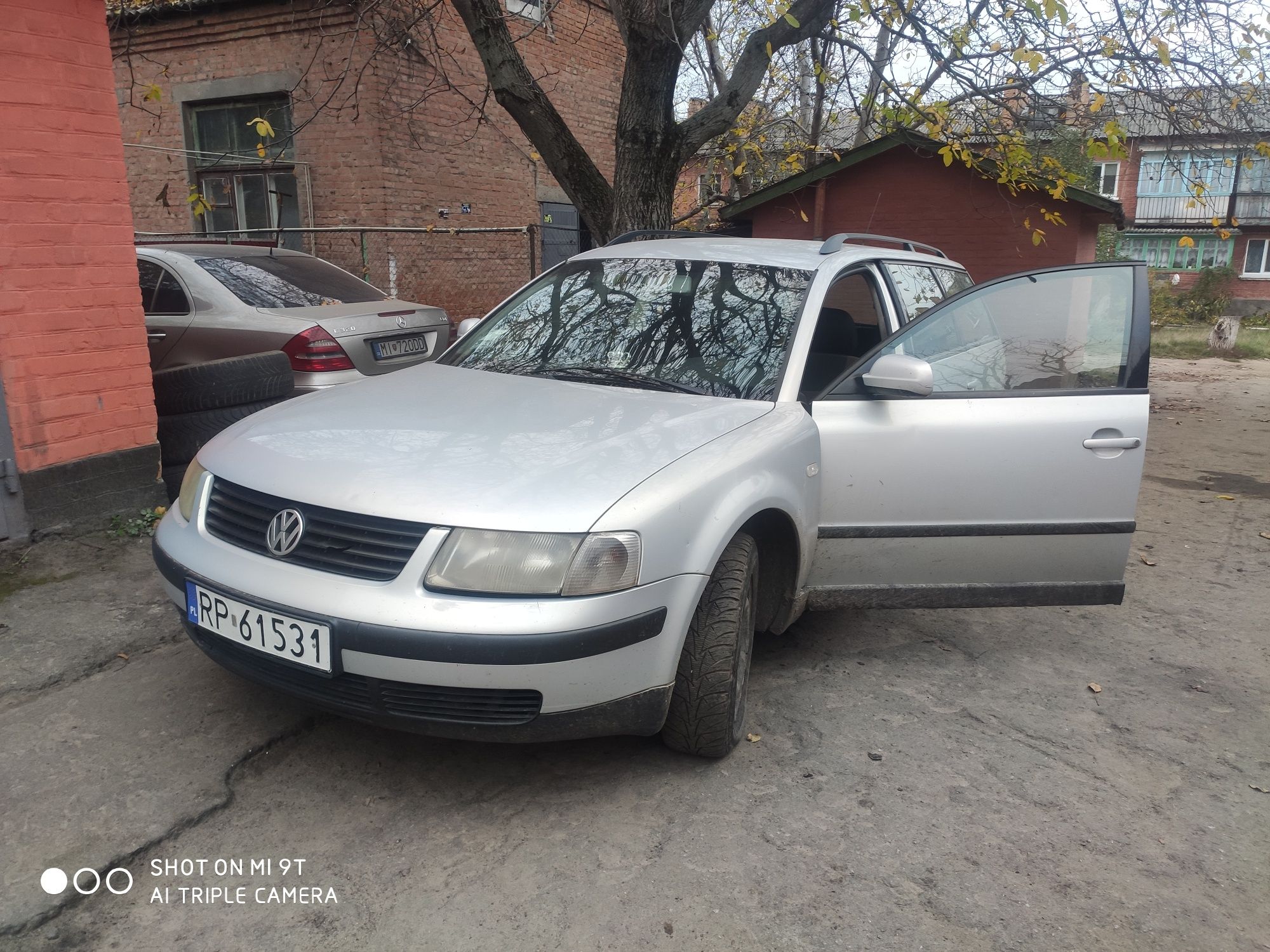 Насос форсунки Passat b5 1.9 038 130 073  AR AC A AG AN форсунка