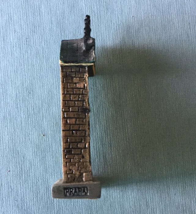 Miniatura representando o Relógio de Praga