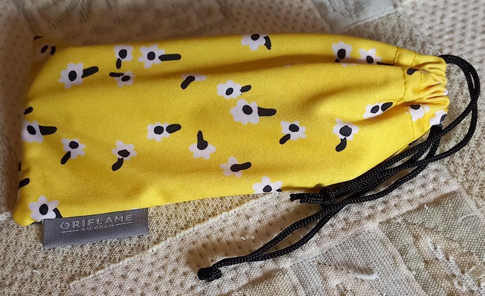 Óculos de sol da Oriflame