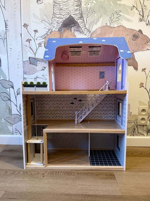 Drewniany domek dla lalek z mebelkami lidl / Playtive