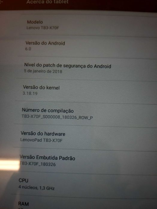Tablet Lenovo TB3-X70F
