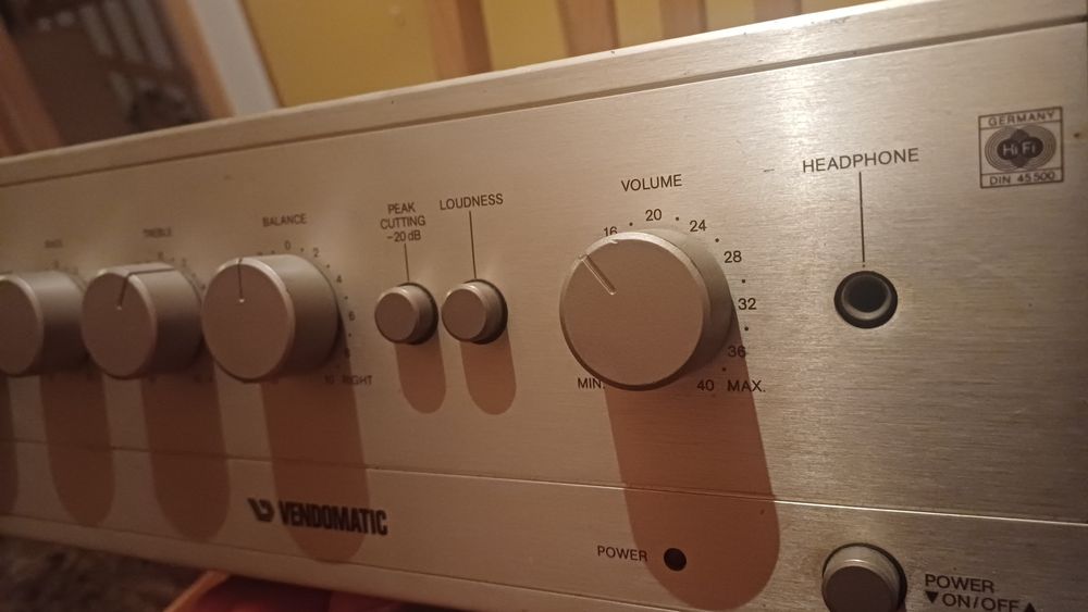 Wzmacniacz Vendomatic VA 101 - 2 x 90 WATT