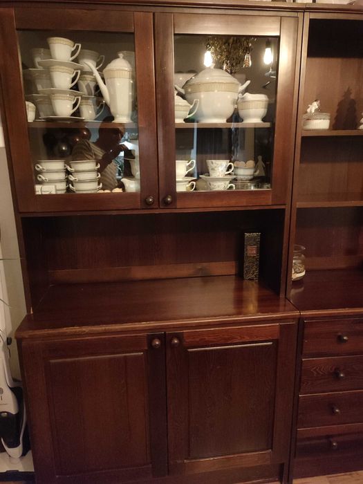 Swarzędzkie meble drewniane zestaw