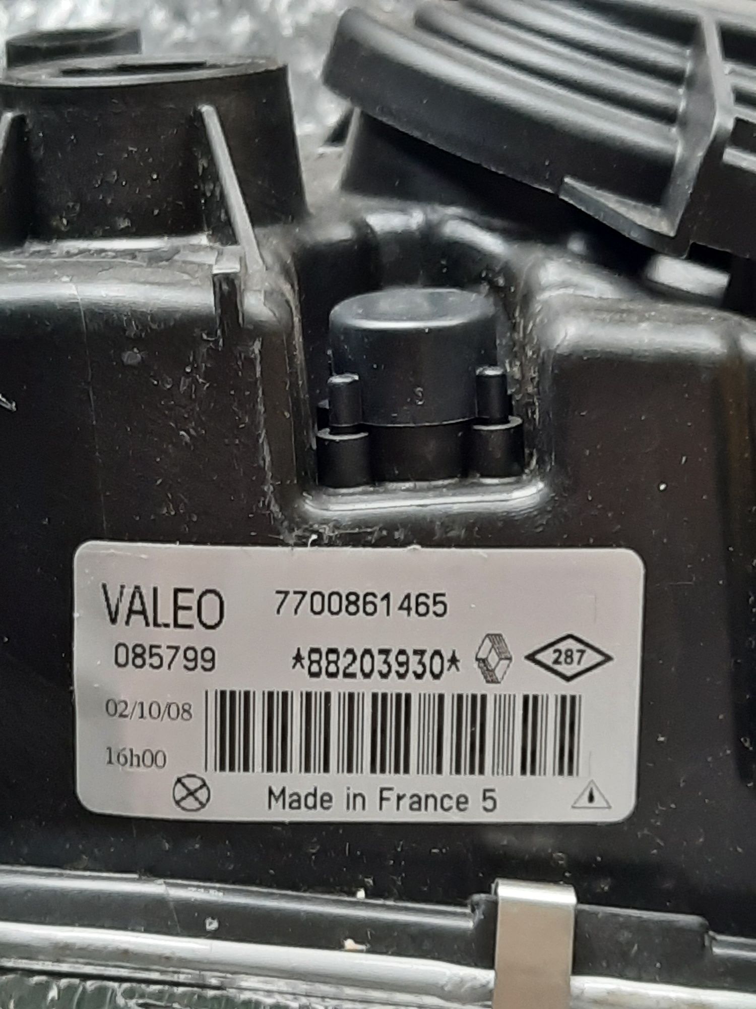 Lampa przednia Valeo- Renault Megane