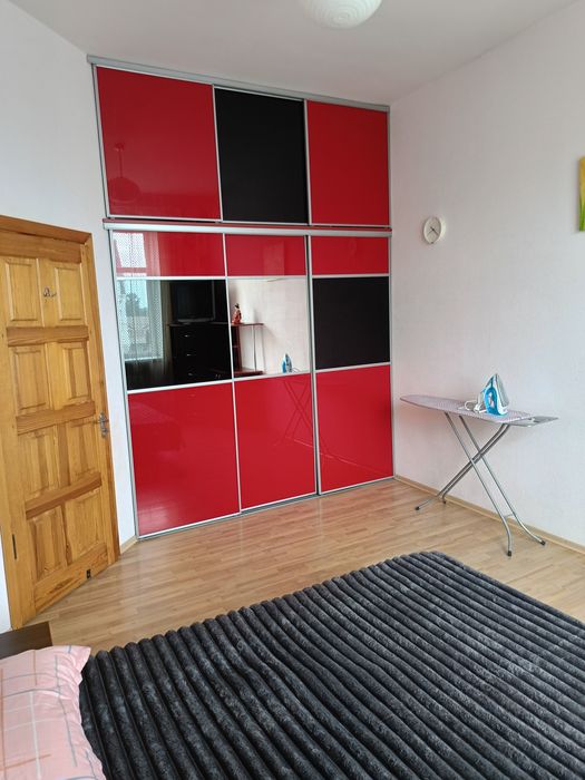 2-к подобово погодино центр А.Артинова Smart.tv