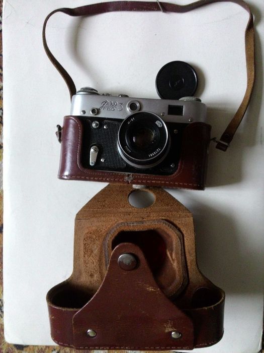 Фотоаппарат ФЭД 3 с фотовспышкой