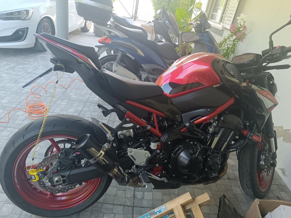 Kawasaki z900 de 2024