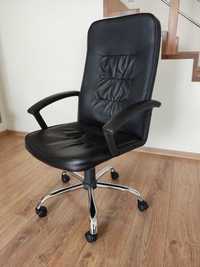 Krzesło biurowe/ Fotel, czarna ekoskóra