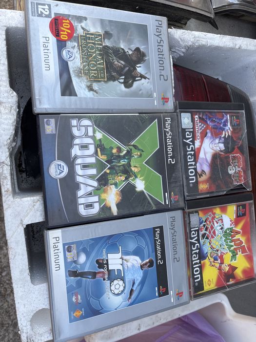vendo playstation 2 c jogos