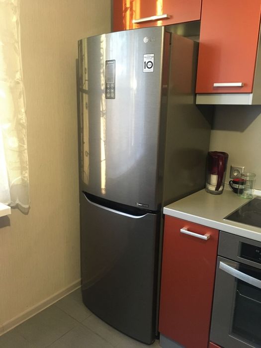 Холодильник LG GA-B379SLUL в ідеалі як новий!!!