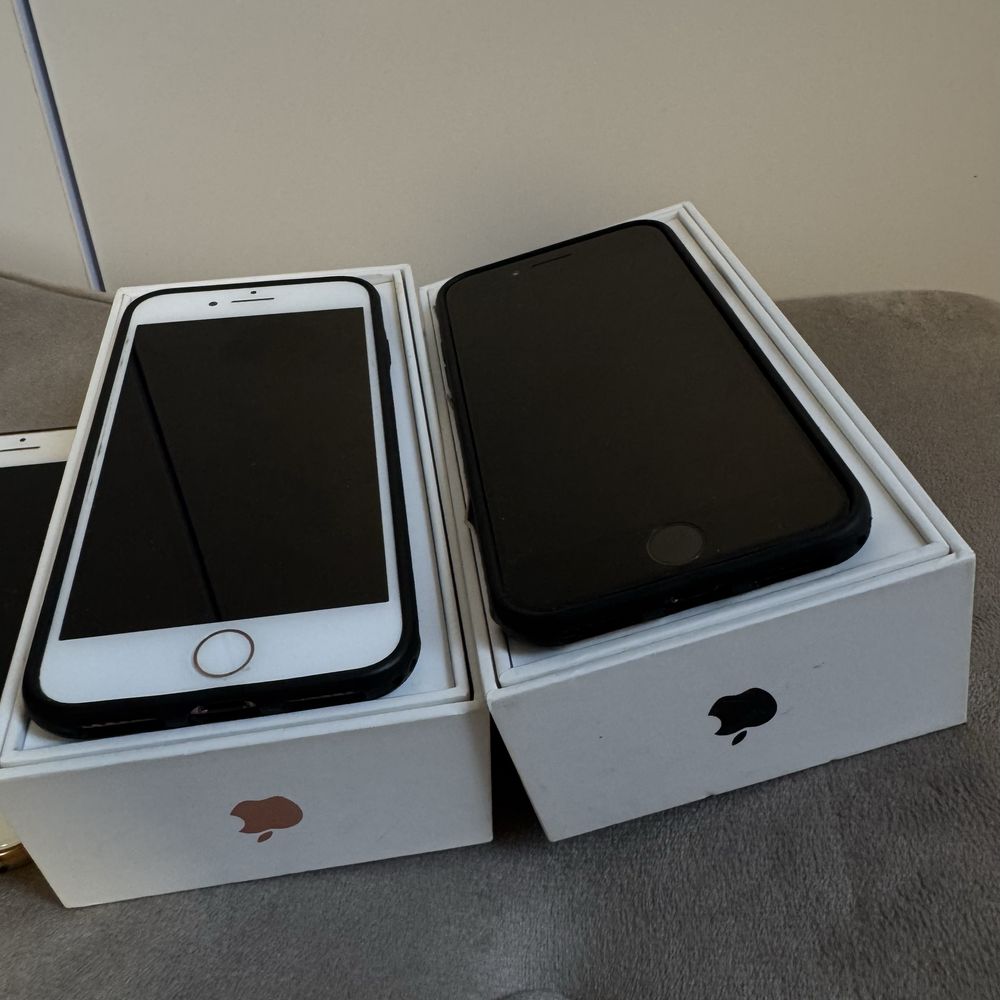 4 telefony Apple 7 oraz 8