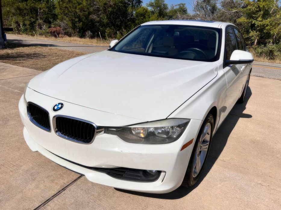 BMW 3 Series 328i      2014