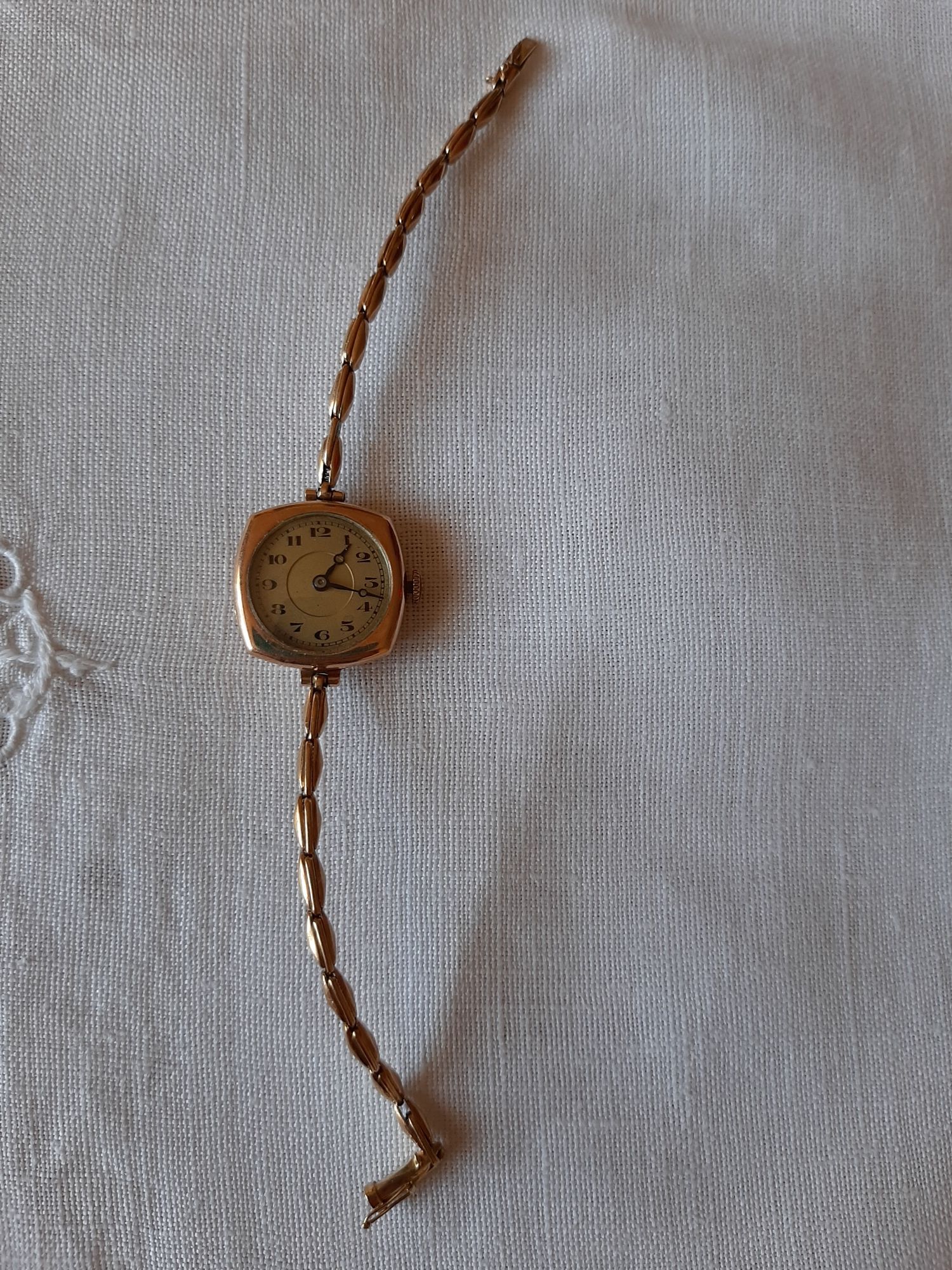 Zegarek złoto damski antyk przedwojenny biżuteryjny