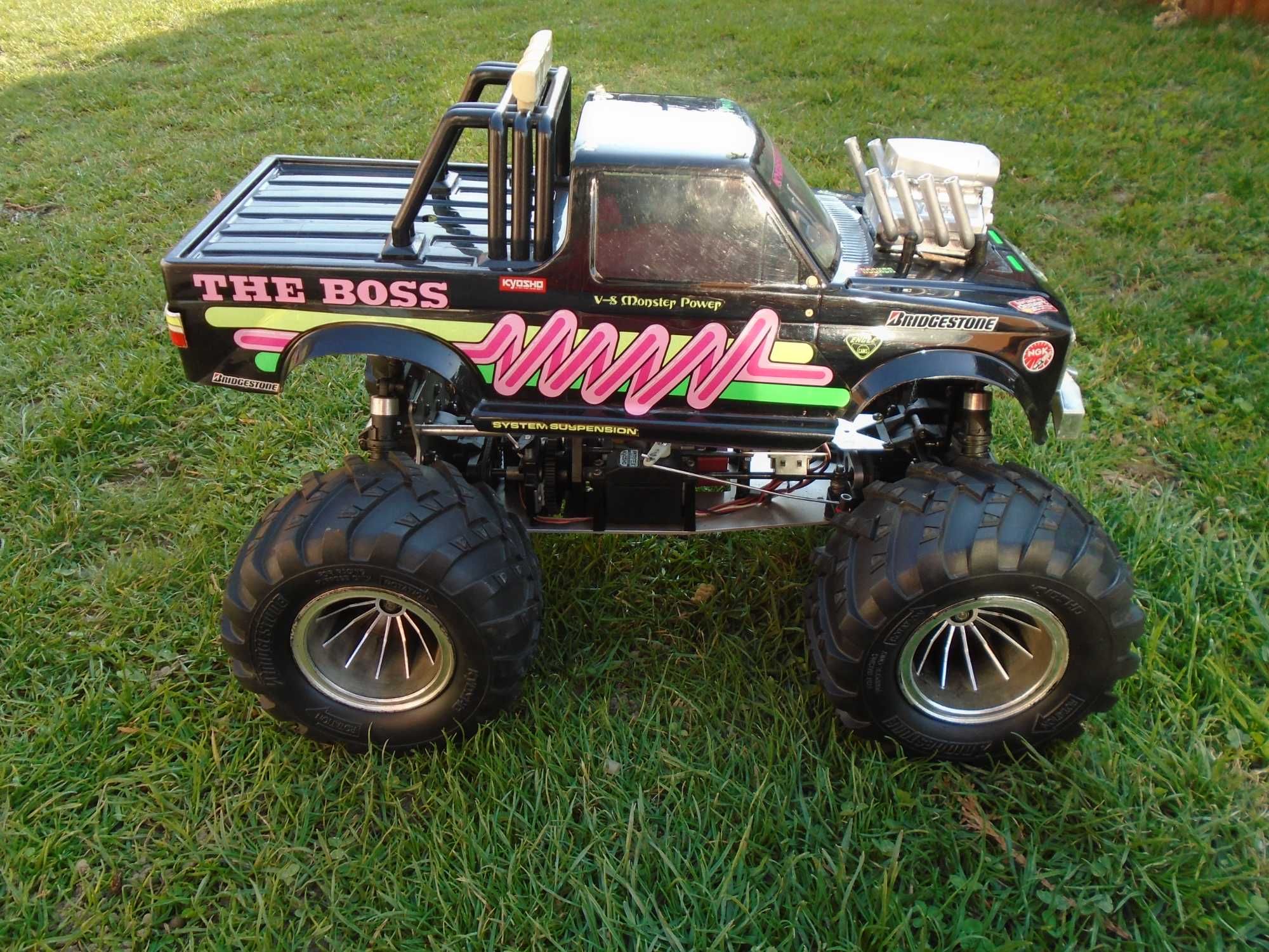 KYOSHO THRASHER Off Road 1:10 4WD Nitro Vintage Spalinowy Model RC