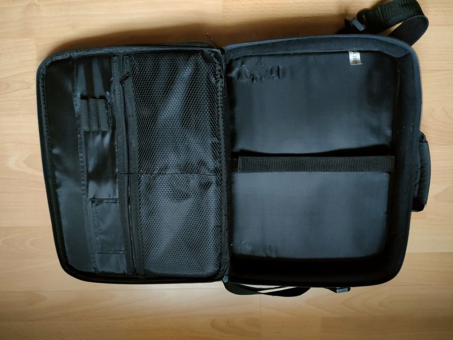 Torba na ramię na laptopa etui pc komputer