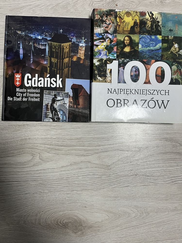 Książka 100 najpiękniejszych obrazów i Gdańsk miasto wolności