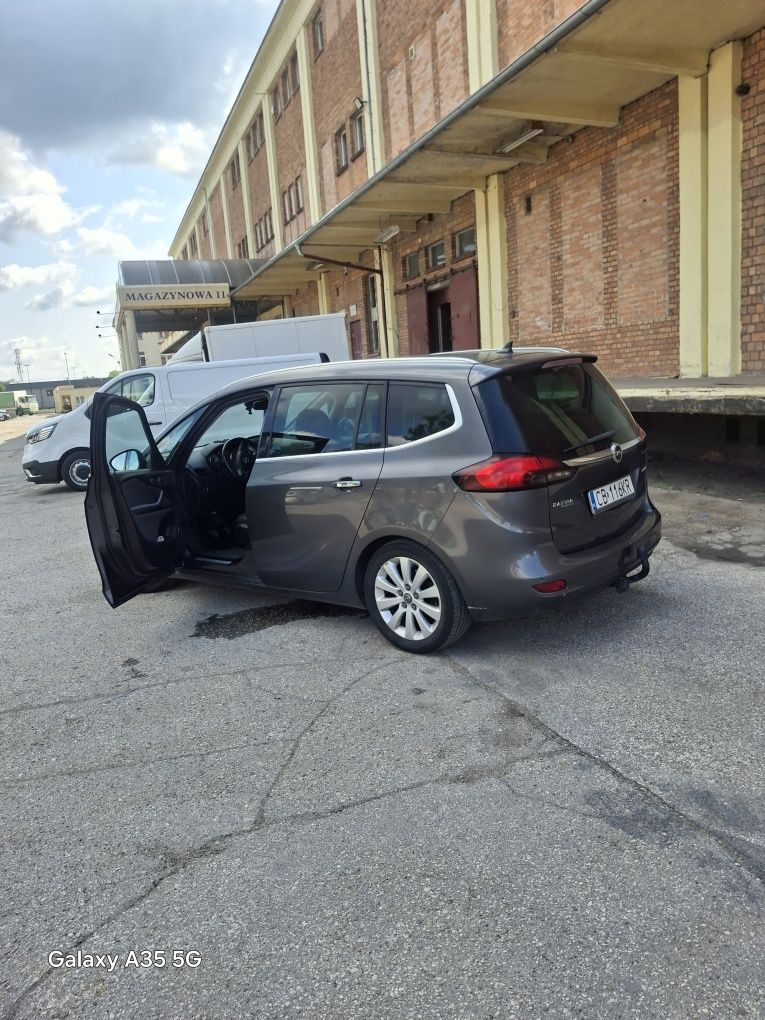 Opel Zafira tourer