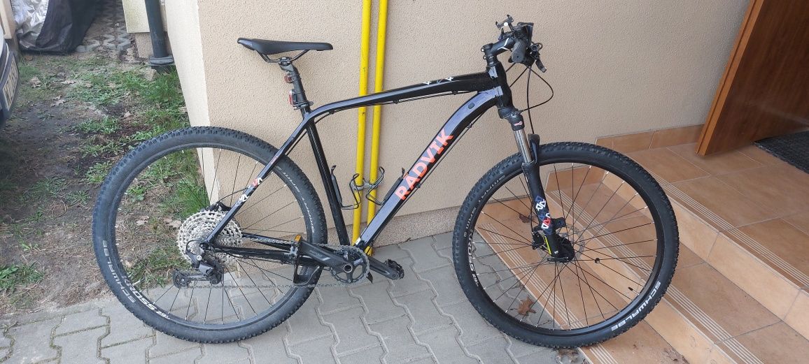 Radvik Svart 4 osprzęt deore 1x11 kola 29 cali rama L 21 cali