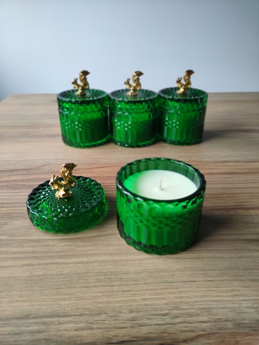 Naturalna świeca sojowa w zielonym szkle, jaśmin, zielona herbata