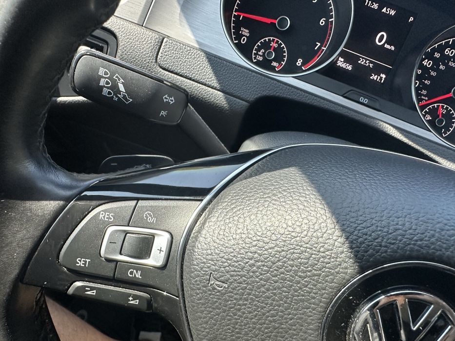 VW Golf 7  2016 1,8 турбо