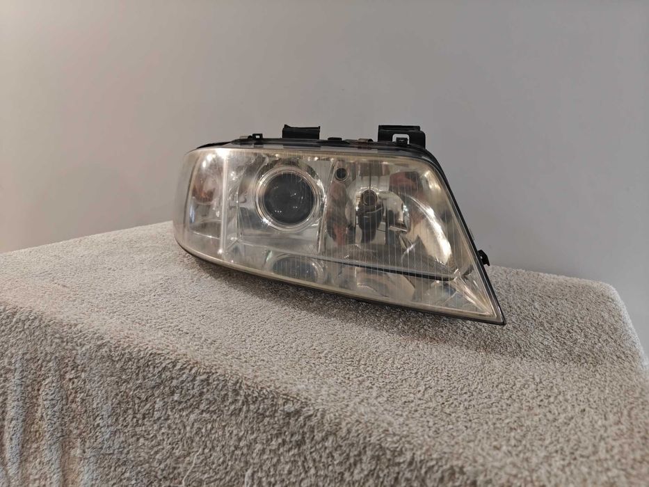 Lampa Prawy Przód Zwykła Audi A6 C5 EUROPA